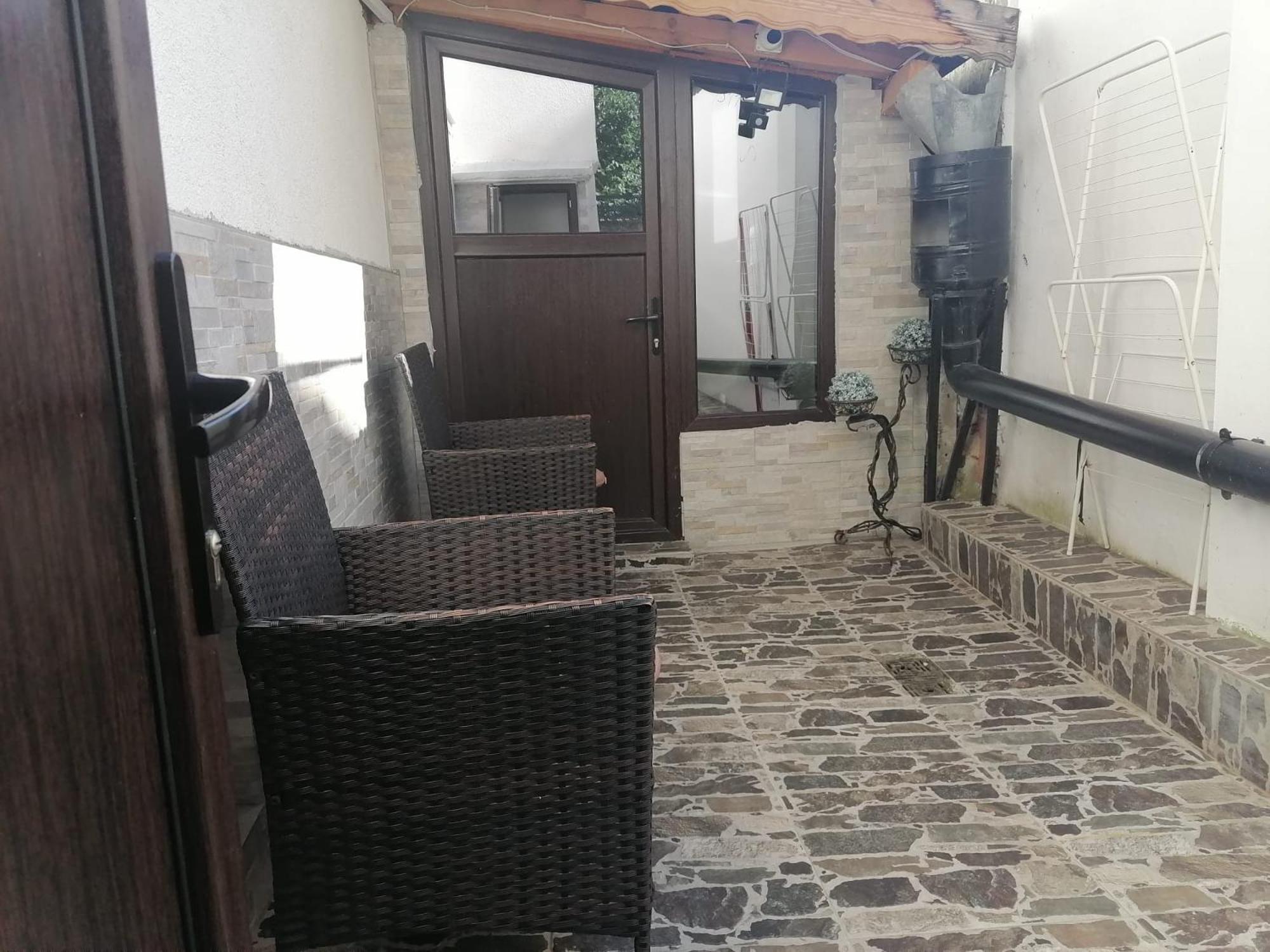 Апартамемт 3 Места С Кухня С Дворче Apartment Vratsa Luaran gambar